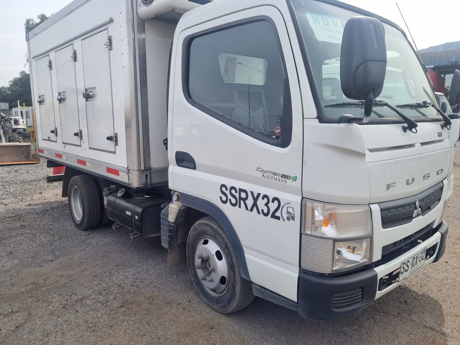 MITSUBISHI FUSO CANTER 413 2023