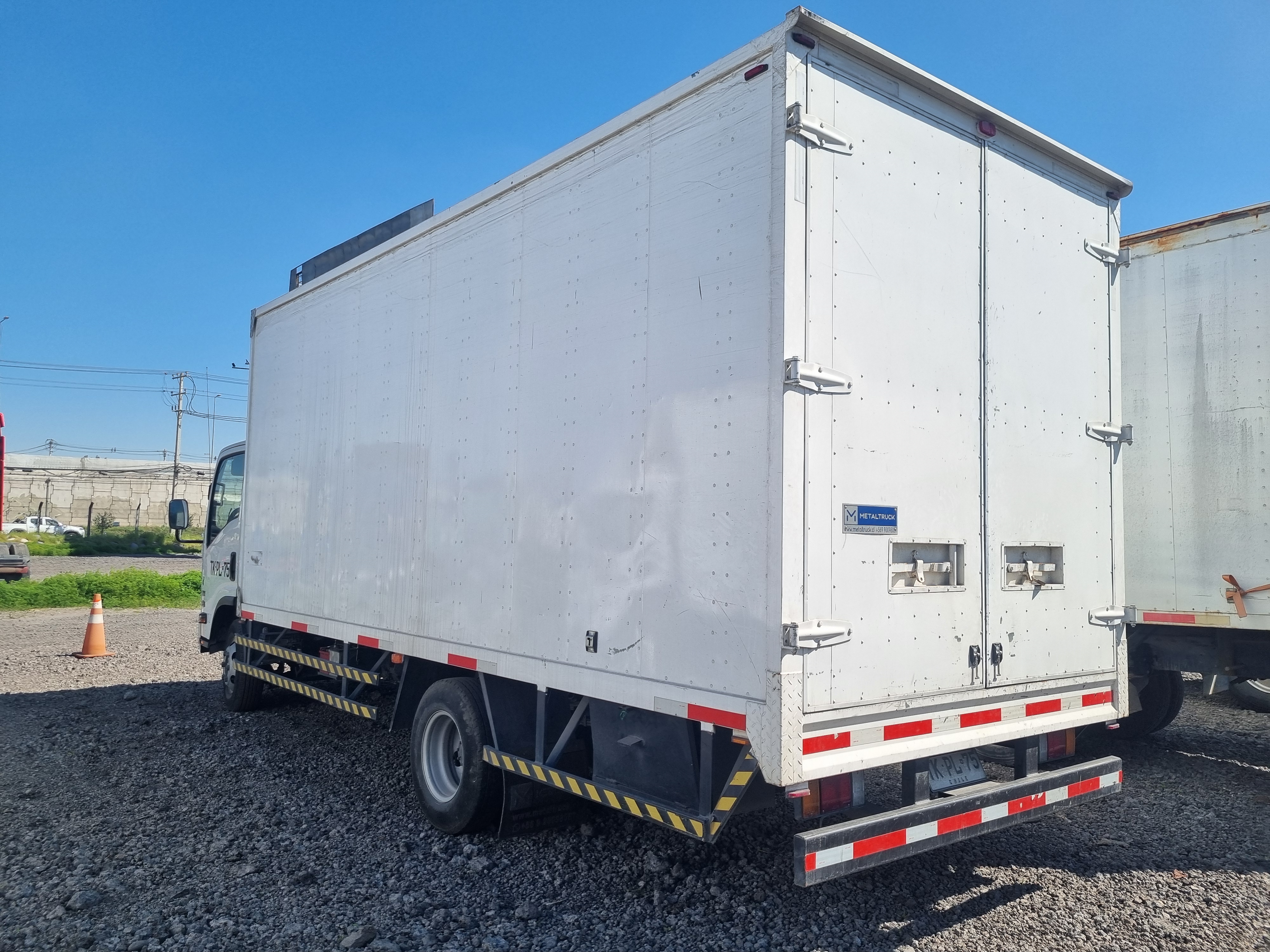 CHEVROLET NPR 715 ES 2024