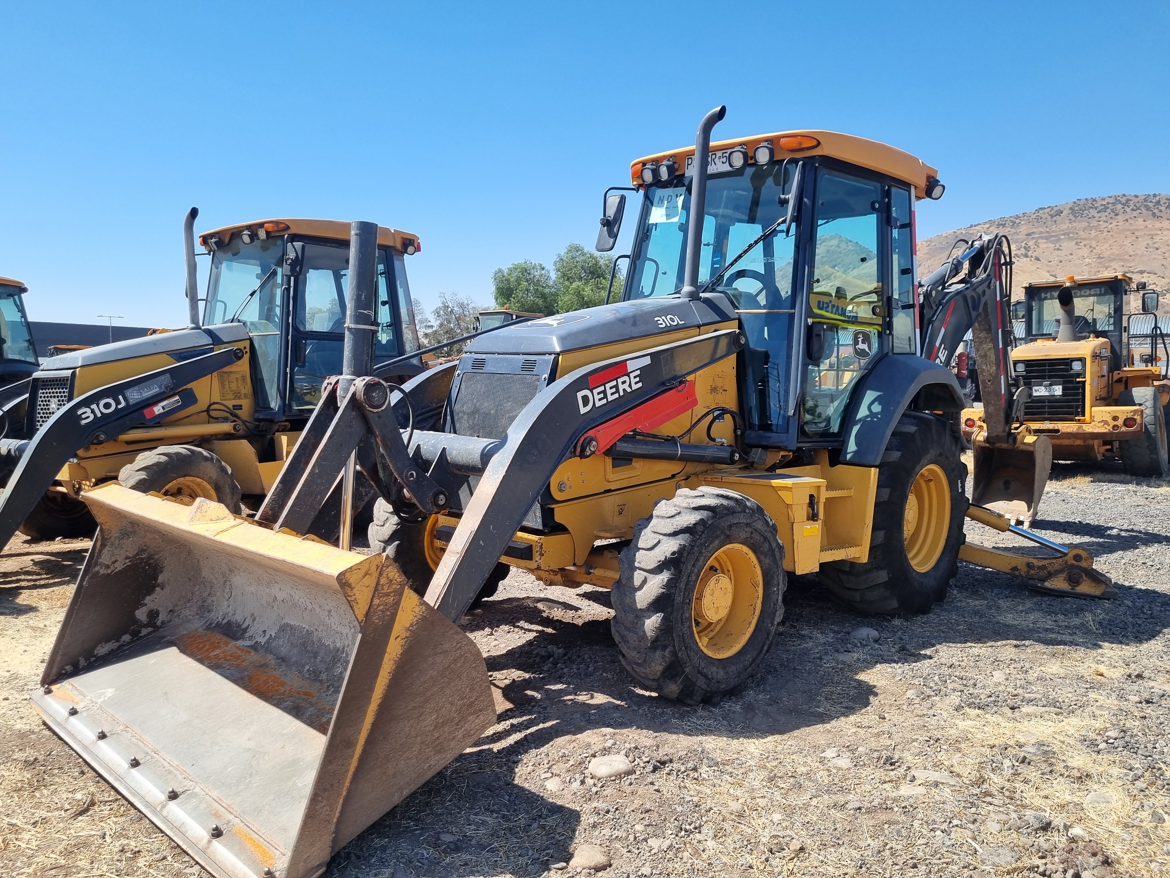 JOHN DEERE 310L 2021