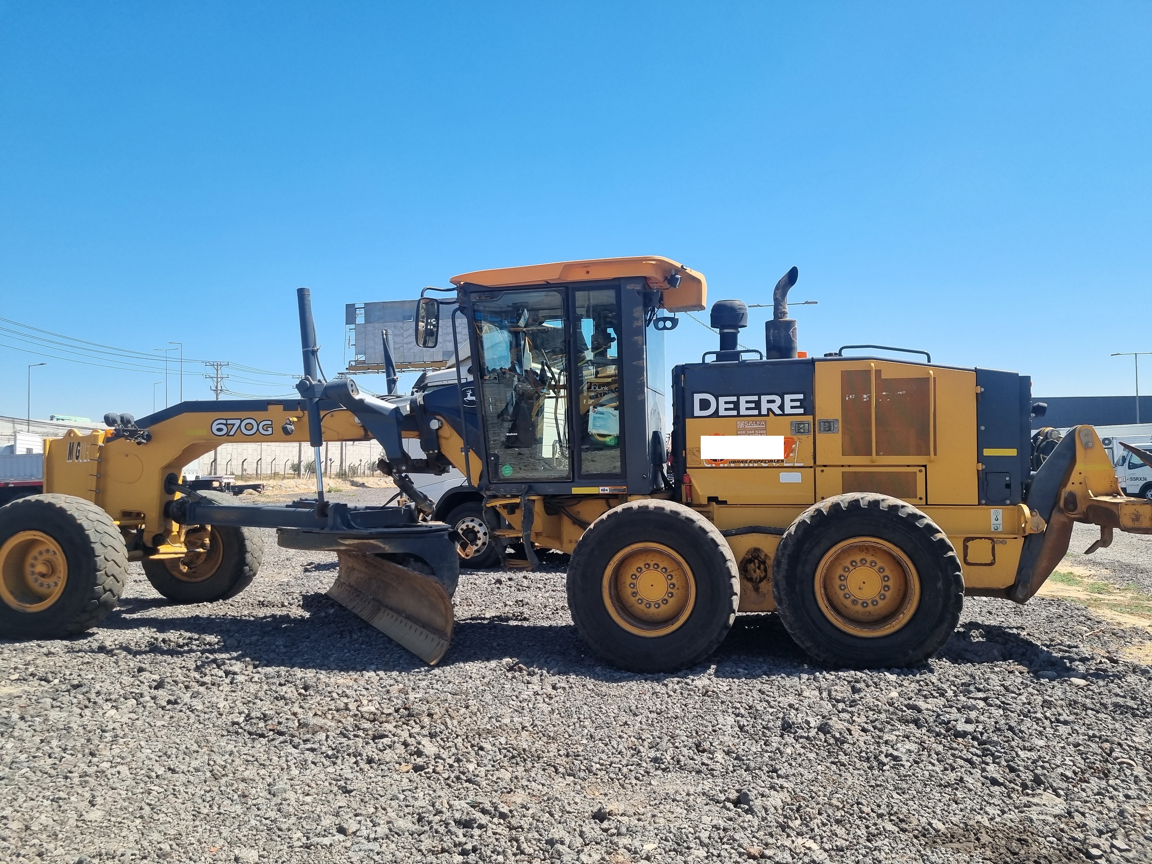 JOHN DEERE 670 G 6X4 2020