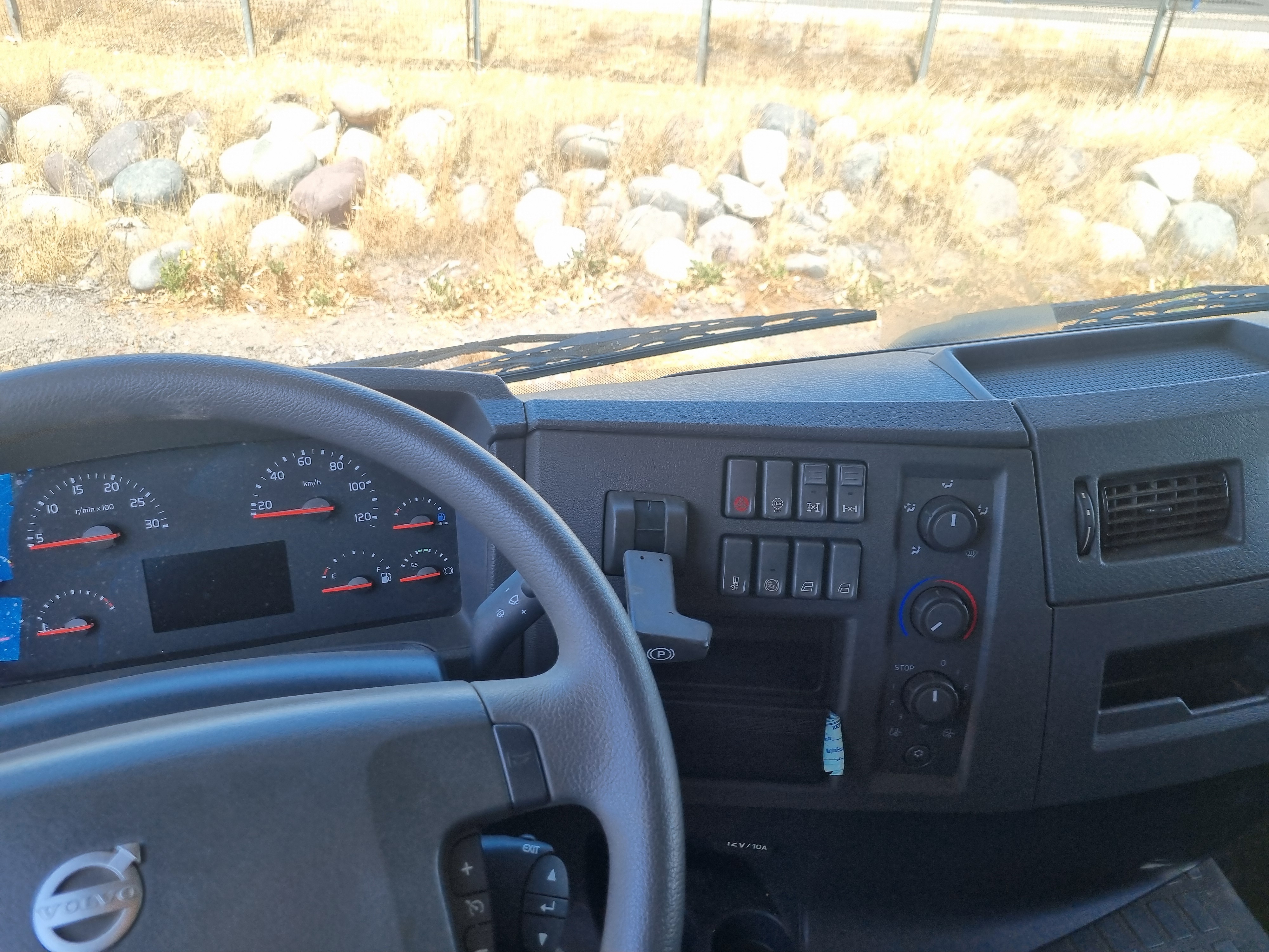 VOLVO VM 350 2024
