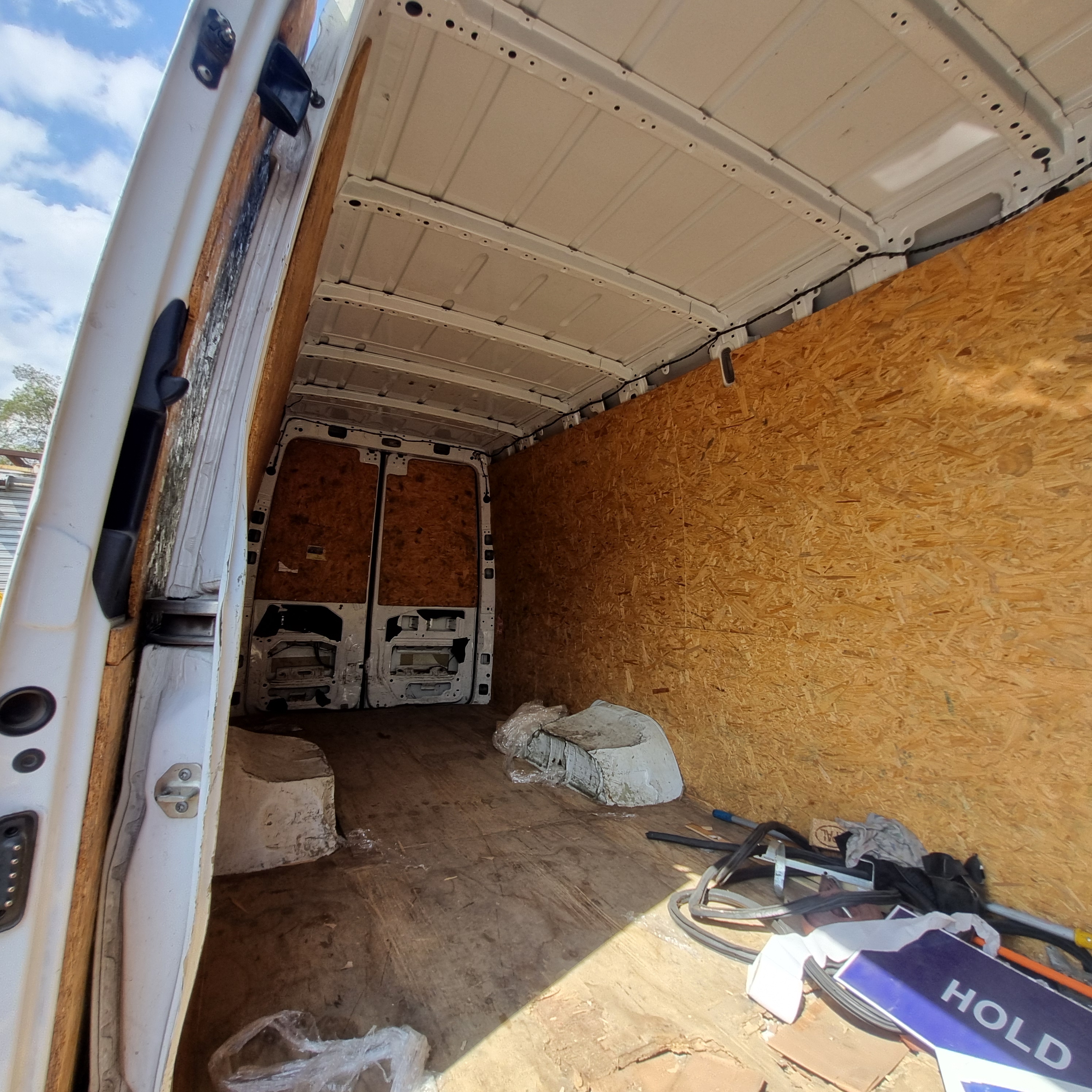 MERCEDES BENZ SPRINTER 517 CDI 1.9 2024